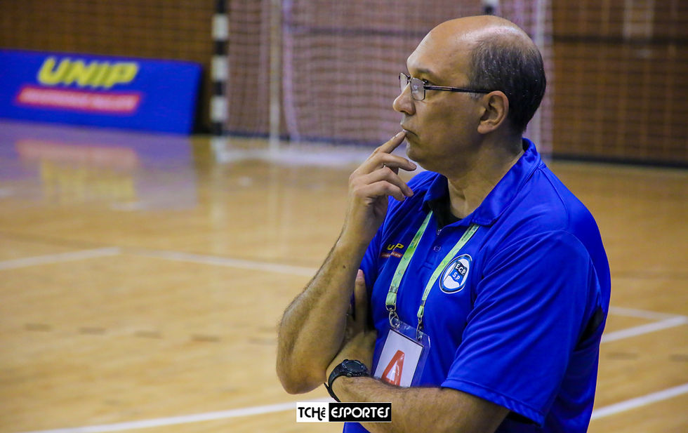 Sérgio Hortelan, técnico do EC Pinheiros.(arquivo Tchê Esportes)