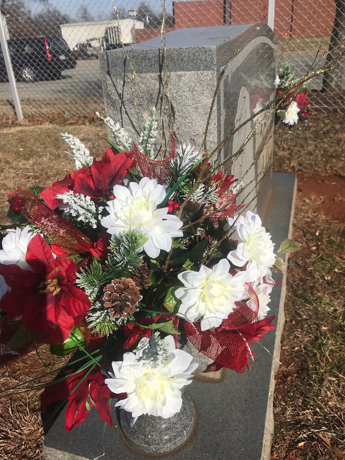 Christmas cemetery arrangement