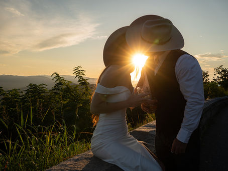 Tennessee Mountain Elopement Couple kiss at sunset