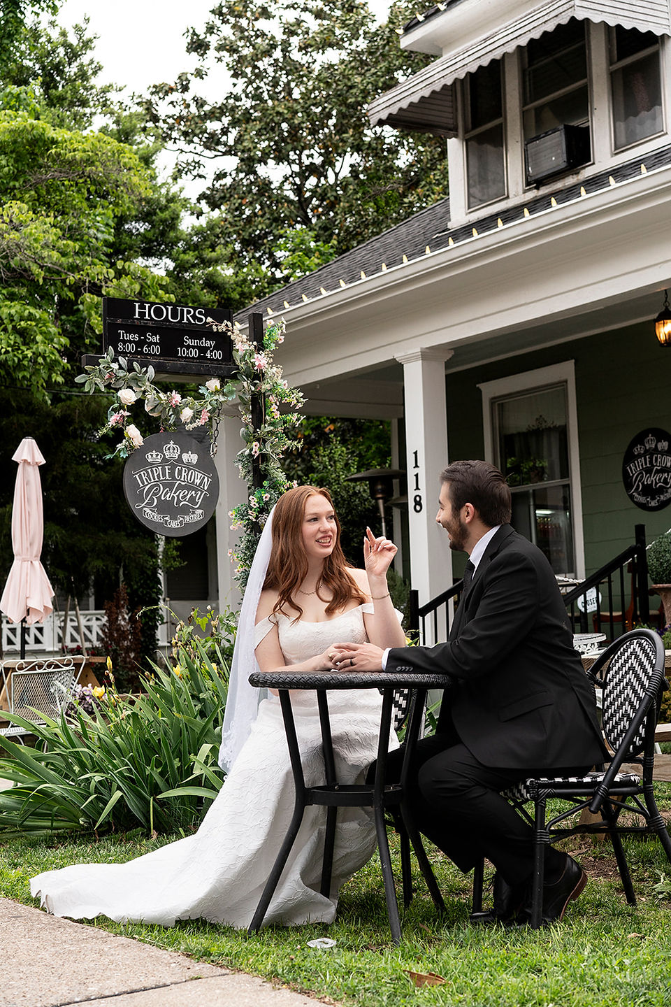 couples laughs at outdoor cafe historic downtown franklin