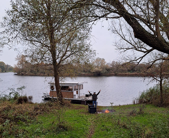 20241116_164233_edited.jpg