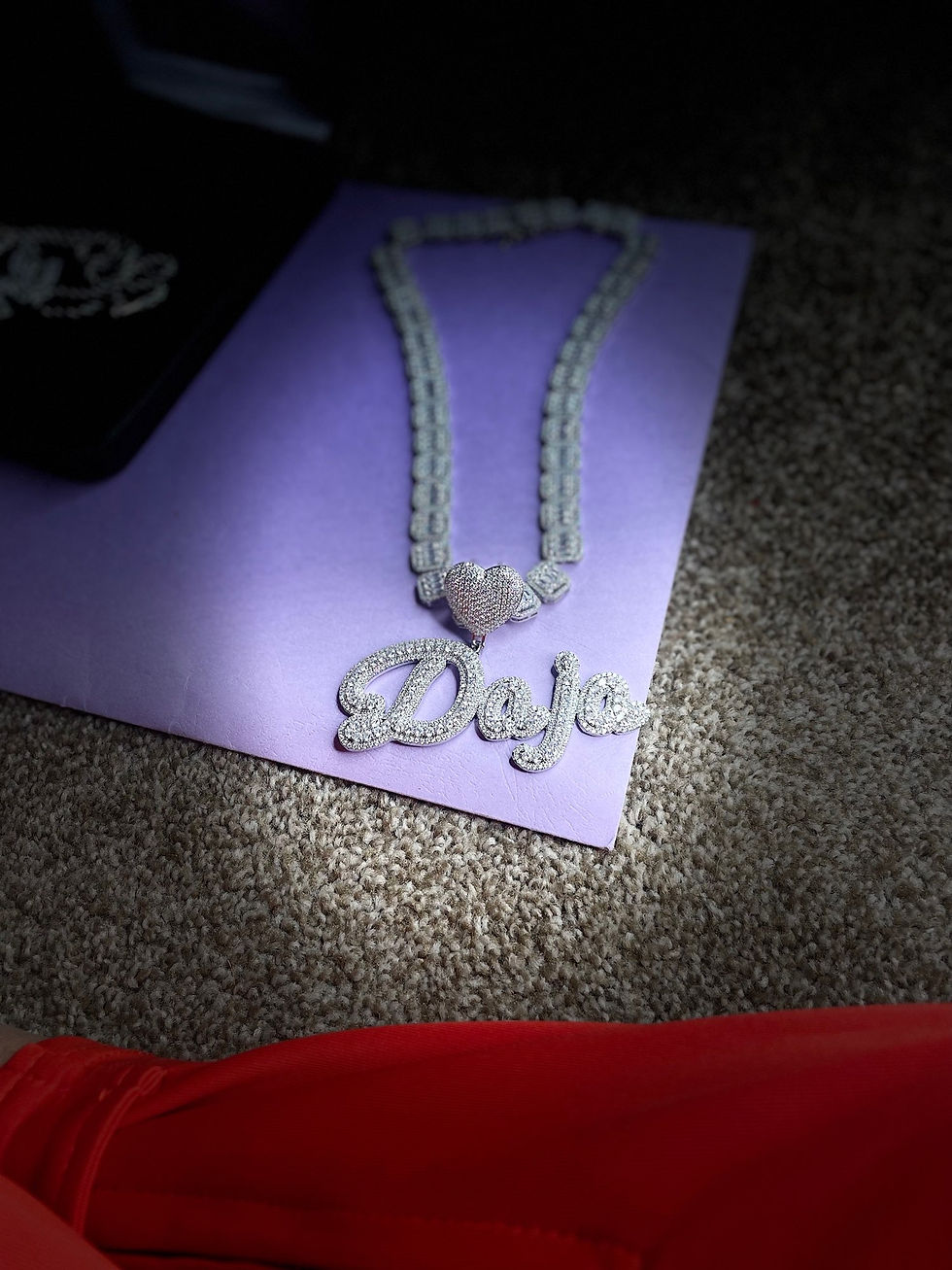 Thumbnail: “ heart nameplate “