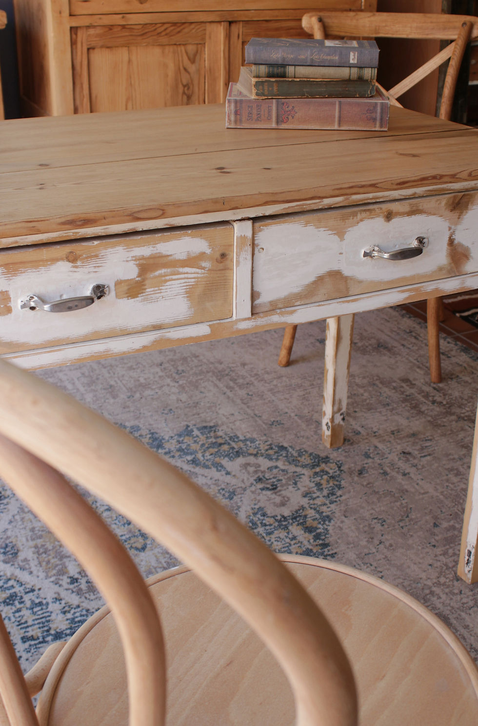 Miniatura: MESA TOCINERA DECAPADO BLANCO