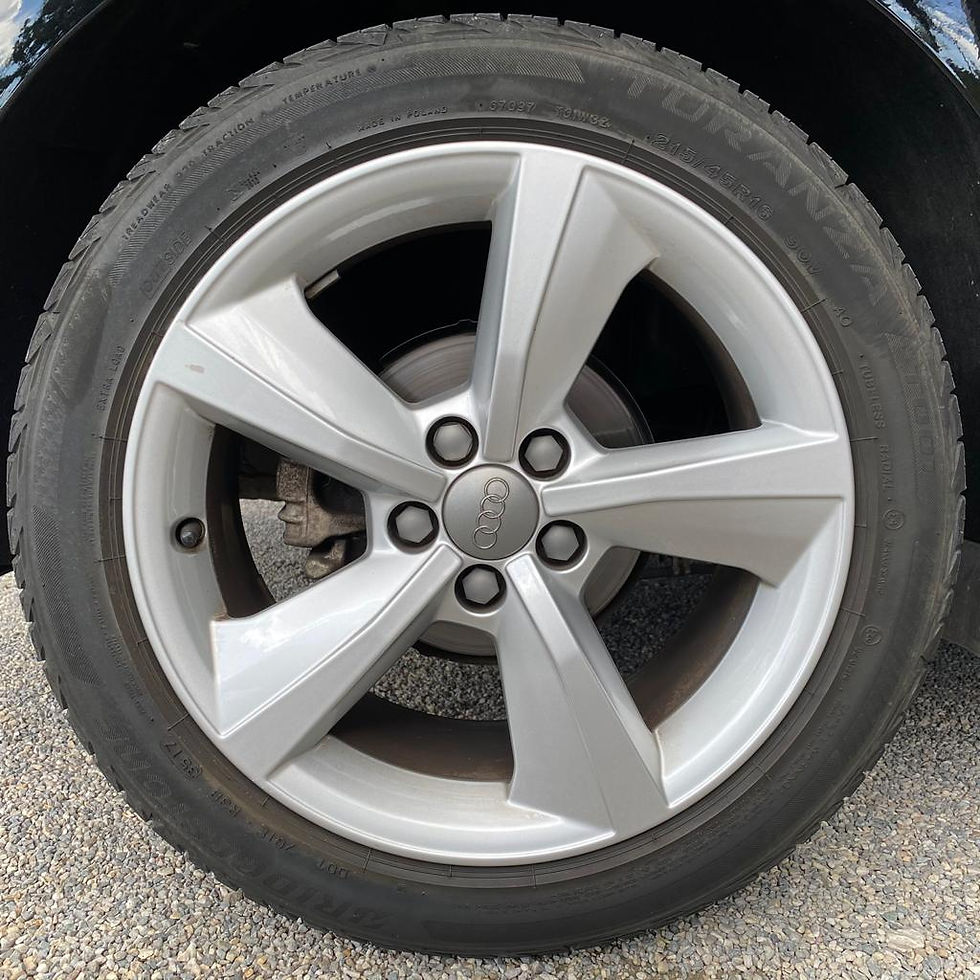 Miniature : A1 SPORTBACK 1.0 TFSI ULTRA AMBITION 95CH S TRONIC