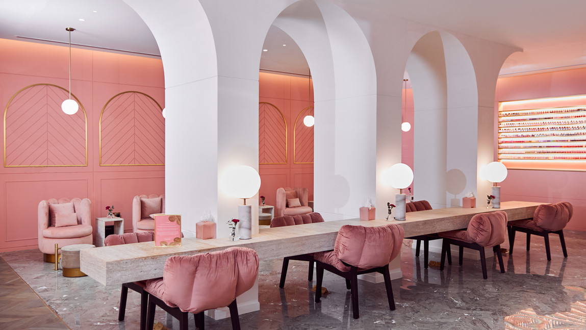 ABU DHABI Brush & Blush