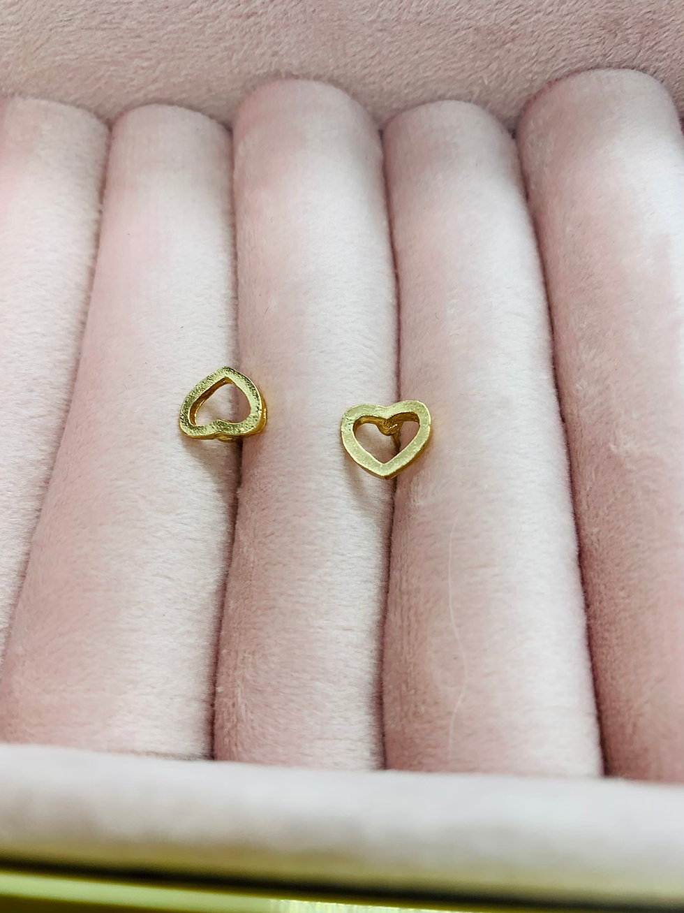 Miniature : Boucles d’oreilles en cœur doré 