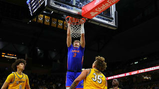 Gators Limit Turnovers, Dominate Mizzou for First SEC Road Win