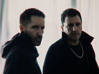 Nine Inch Nails ส่งอัลบั้มเพลง OST. สุดเท่จากหนังแอ็กชั่นไวไฟชื่อดัง TRON: Ares
พิสูจน์ฝีมือแต่งเพลงประกอบภาพยนตร์ได้อย่างงดงามอีกครั้ง