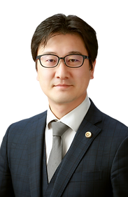 弁護士荻原星治：HP写真_edited.png