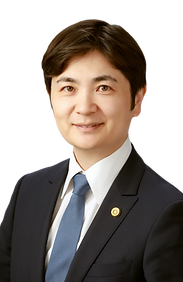 弁護士羽深宏樹：HP写真_edited.png