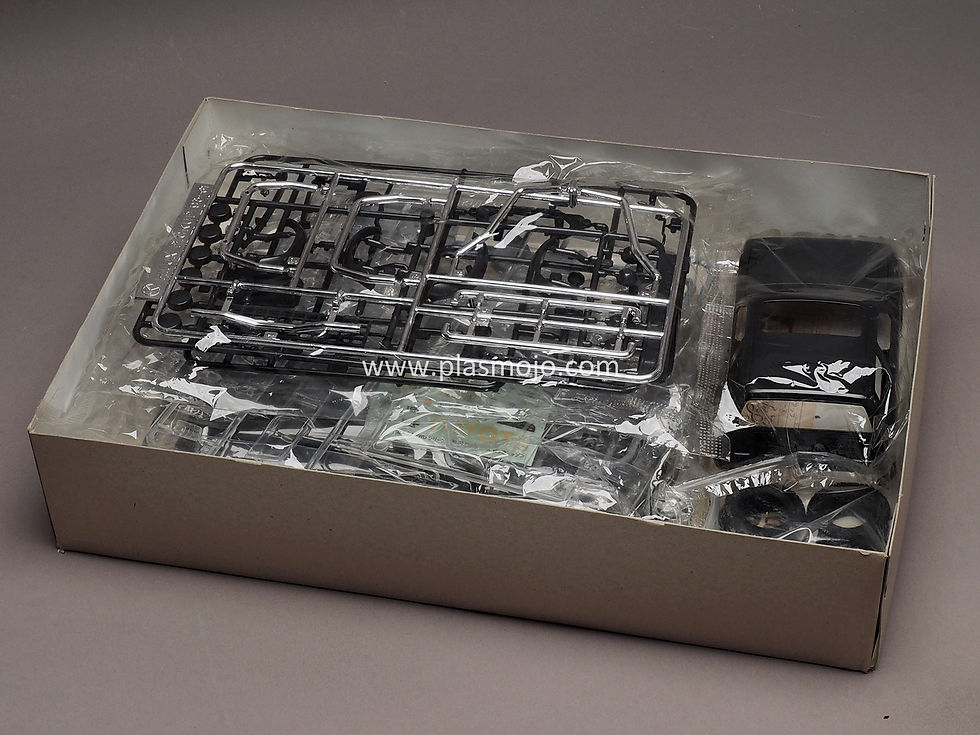 Thumbnail: Aoshima 1/24 Toyota Hilux 4WD Pick Up Double Cab SSR-X (#01368)