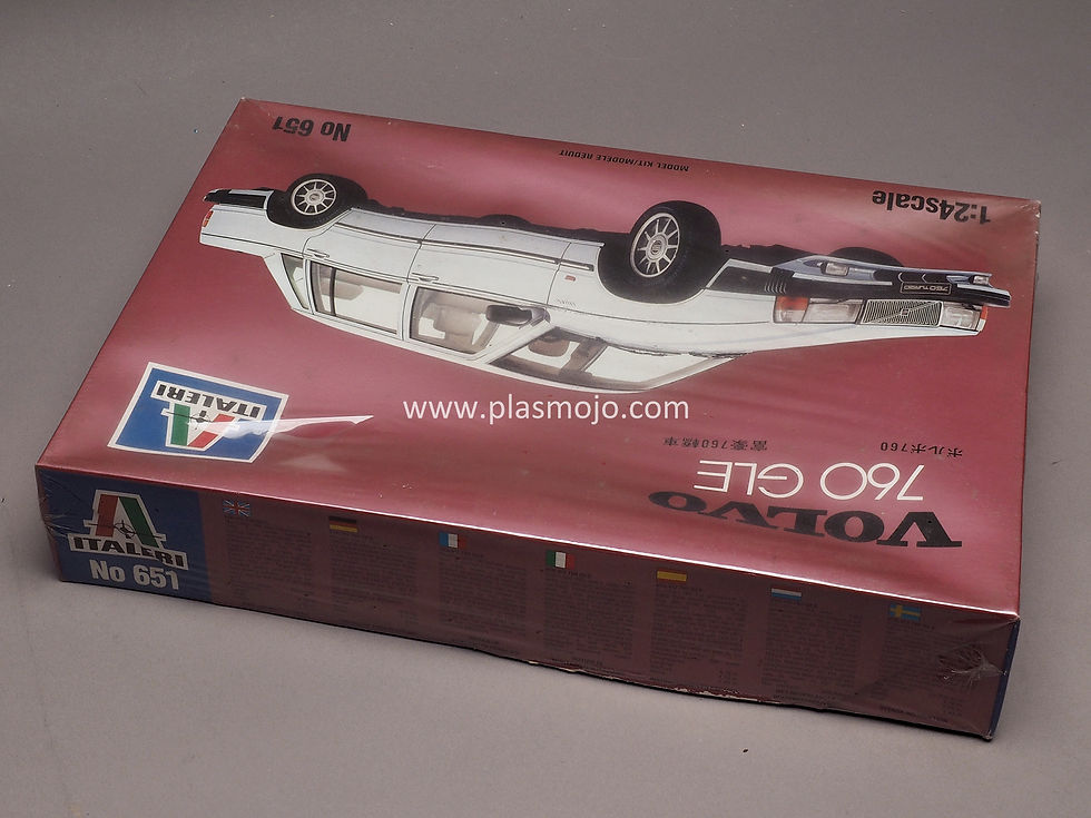 Thumbnail: Italeri 1/24 Volvo 760 GLE (#651)