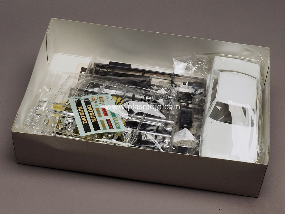 Thumbnail: Imai 1/24 Skyline 2000GT-R 1972 (#B-2433)
