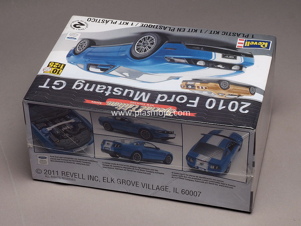 Thumbnail: Revell 1/25 2010 Ford Mustang GT (#85-4272)