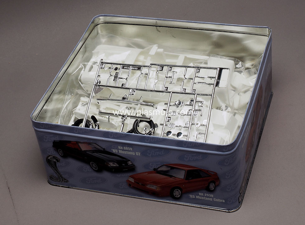Thumbnail: Revell 1/24 '64 Mustang Convertible (#85-4157)