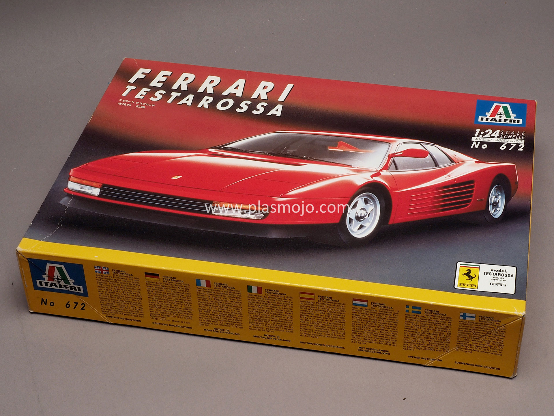 Italeri 1/24 Ferrari Testarossa (#672)