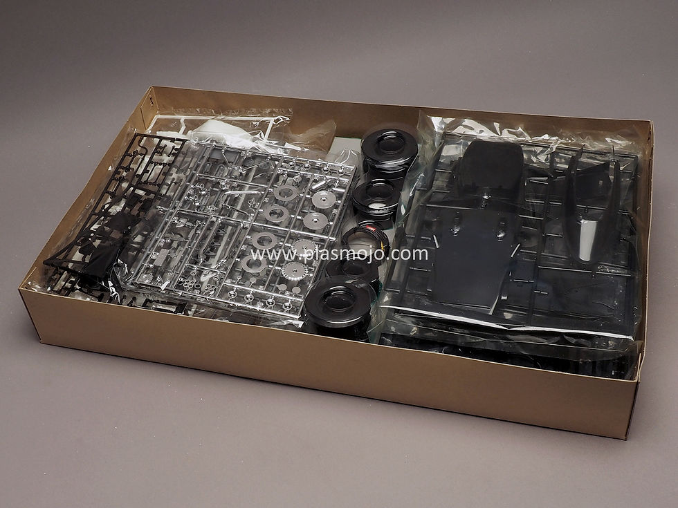 Thumbnail: Tamiya 1/12 John Player Special Lotus 72D (#12013)
