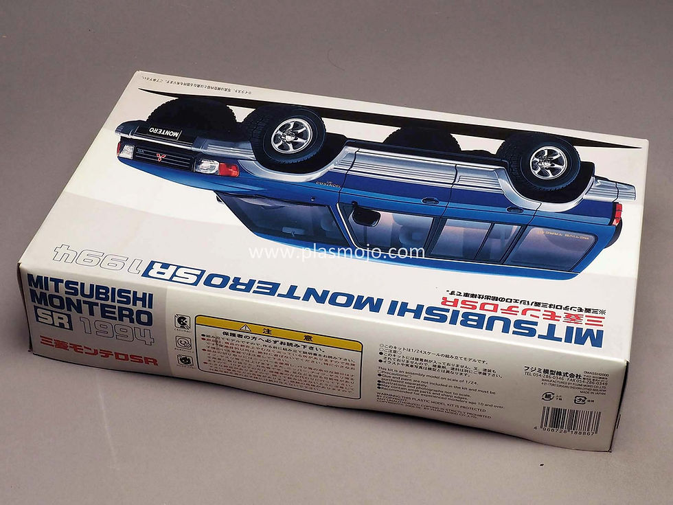Thumbnail: Fujimi 1/24 Mitsubishi Montero SR 1994 (#18886)