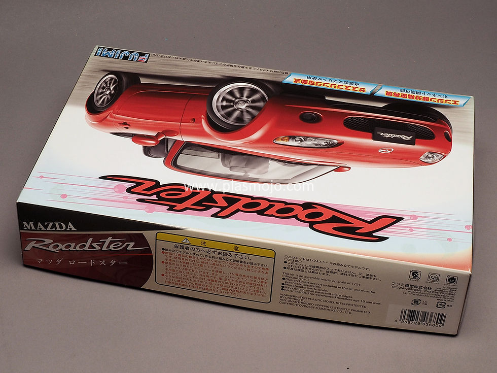 Thumbnail: Fujimi 1/24 Mazda MX-5 Roadster (#03680)