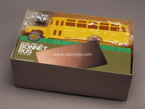 LS 1/32 Isuzu BXD-30 Bonnet Bus (#2217) | Plasmojo Scale Model