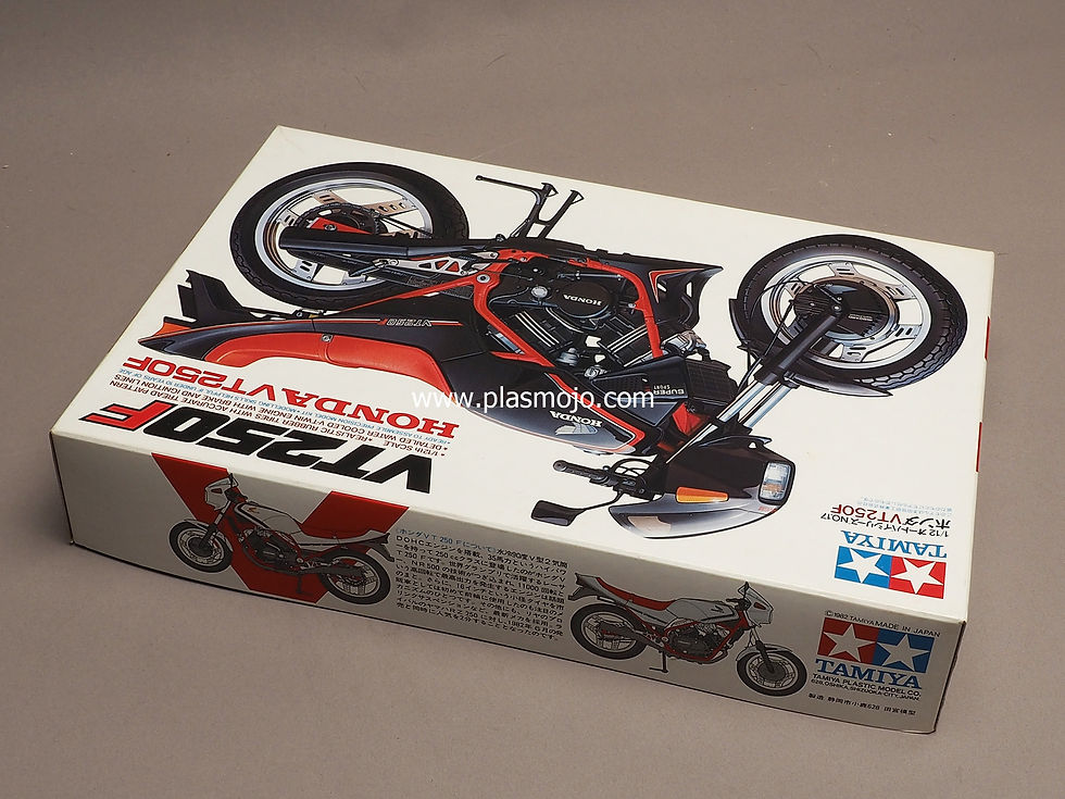 Thumbnail: Tamiya 1/12 Honda VT250F (#14017)