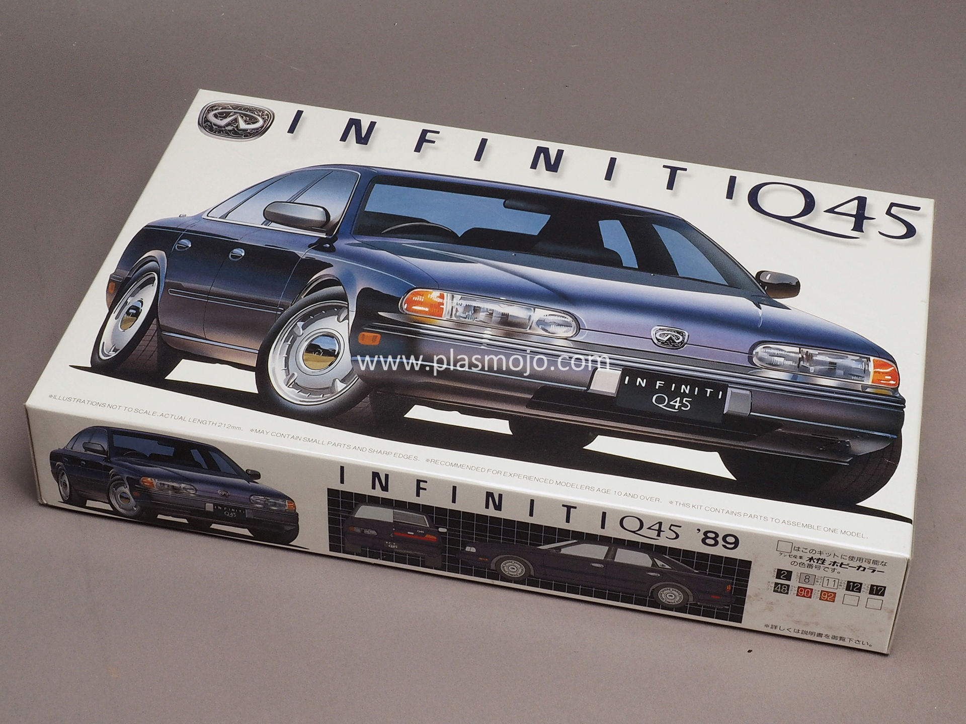 Fujimi 1/24 Nissan Infiniti Q45 (#03332)