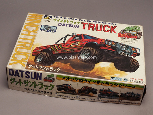 アオシマ  ダットサントラック　4WDスポーツ1/24  ウィンチアクション Amazon.co.jp: アオシマ ダットサントラック 4WDスポーツ1 24