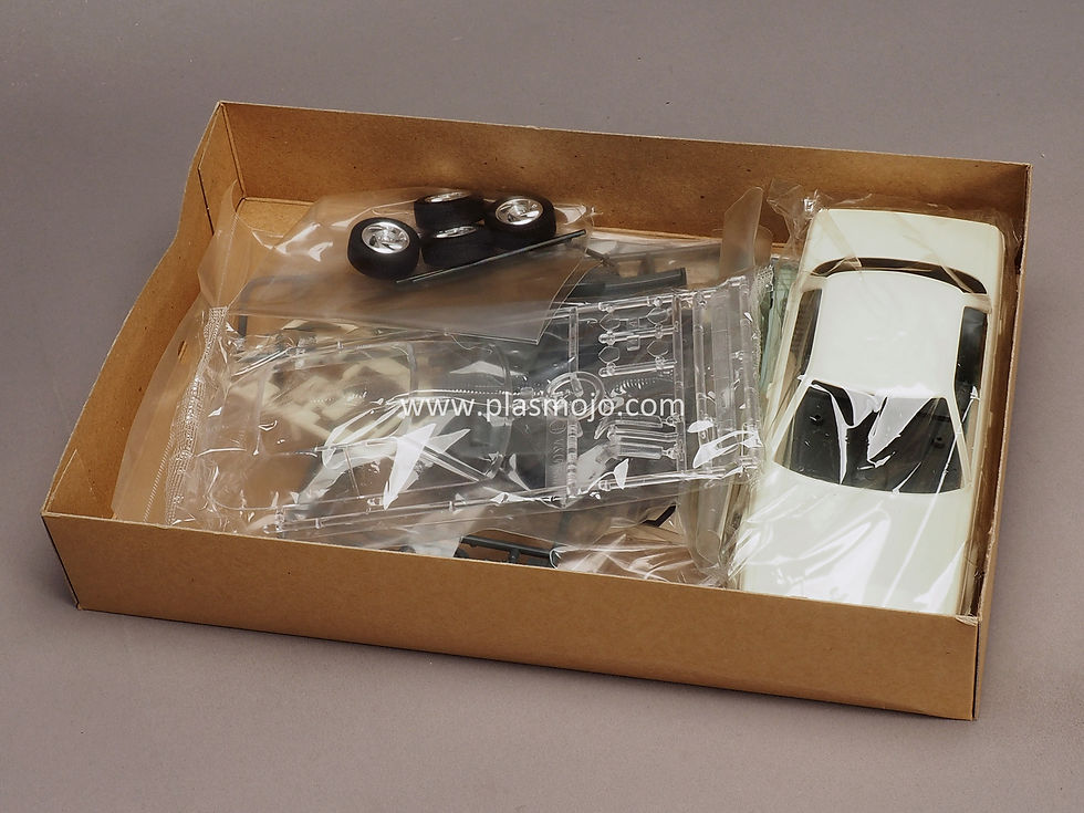 Thumbnail: Tamiya 1/24 Toyota Carina ED Autopista (#2468)