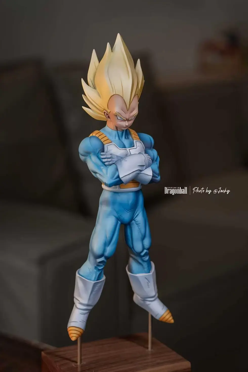 Thumbnail: HS Studio - Vegeta Arm-Crossed White & Painted 1/8 (Dragon Ball Z) GK
