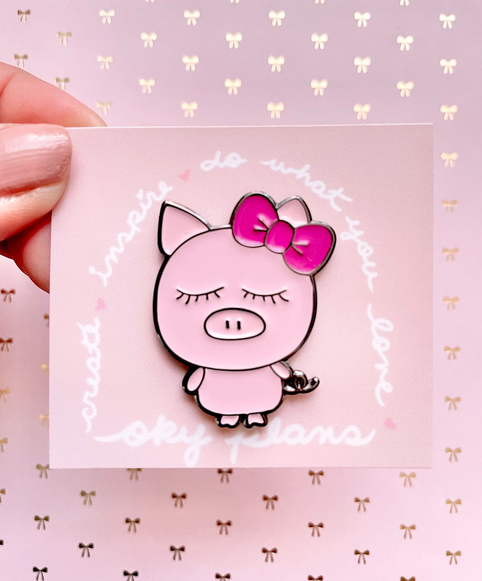 Lulu the piggy pin