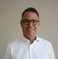 Headshot of XYZ, Mentor/Juror/Advisory Board member at venture.ch, Switzerland's leading startup competition.