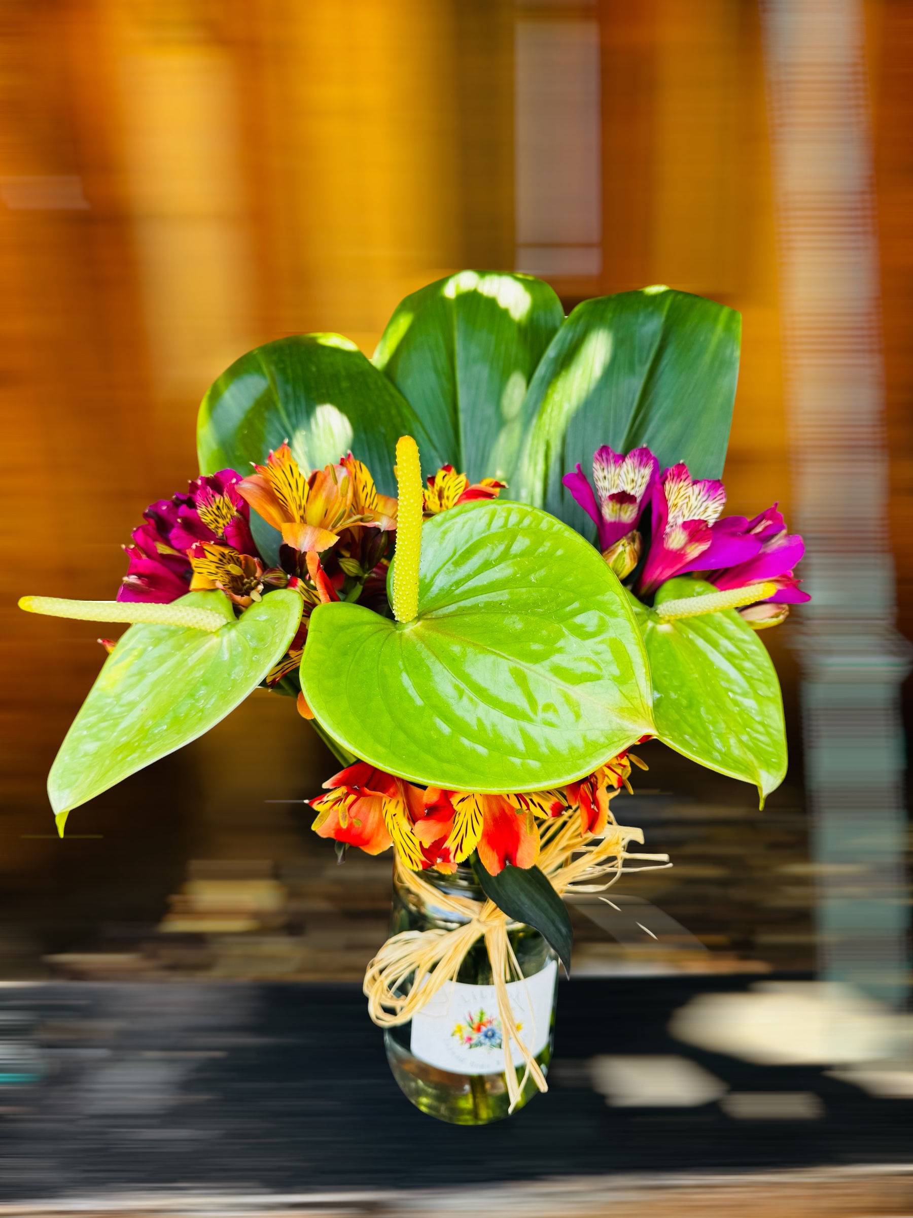 Custom same day compact arrangements