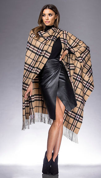edinburgh-lambswool-long-tartan-cape-thomson-camel_3.jpg