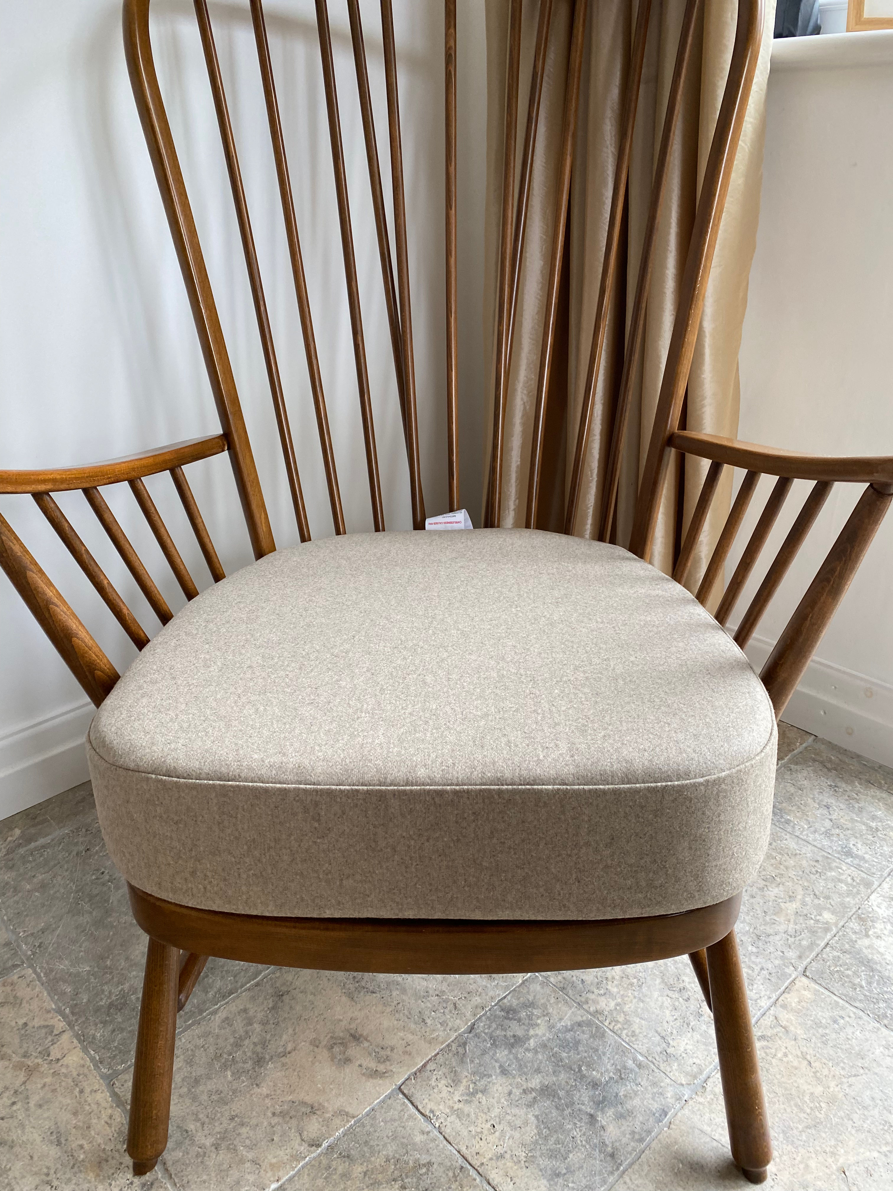 Ercol Evergreen/Springtime Base Cushion - Amatheon - Linen