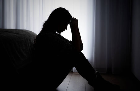 Saúde mental no trabalho: 7 dicas para manter o equilíbrio no dia a dia