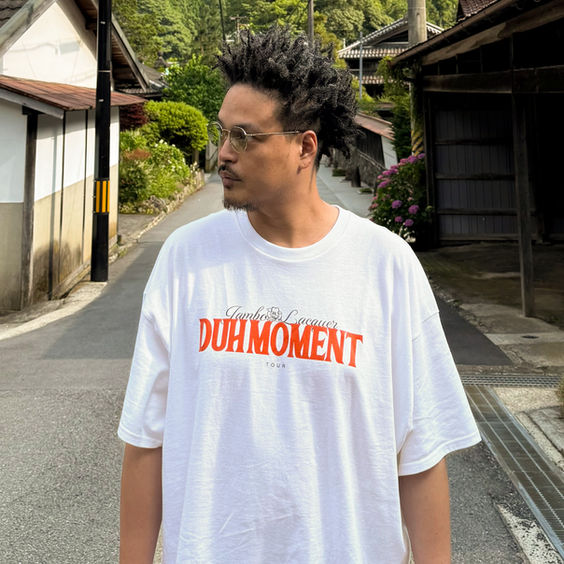 DUH MOMENT TEE