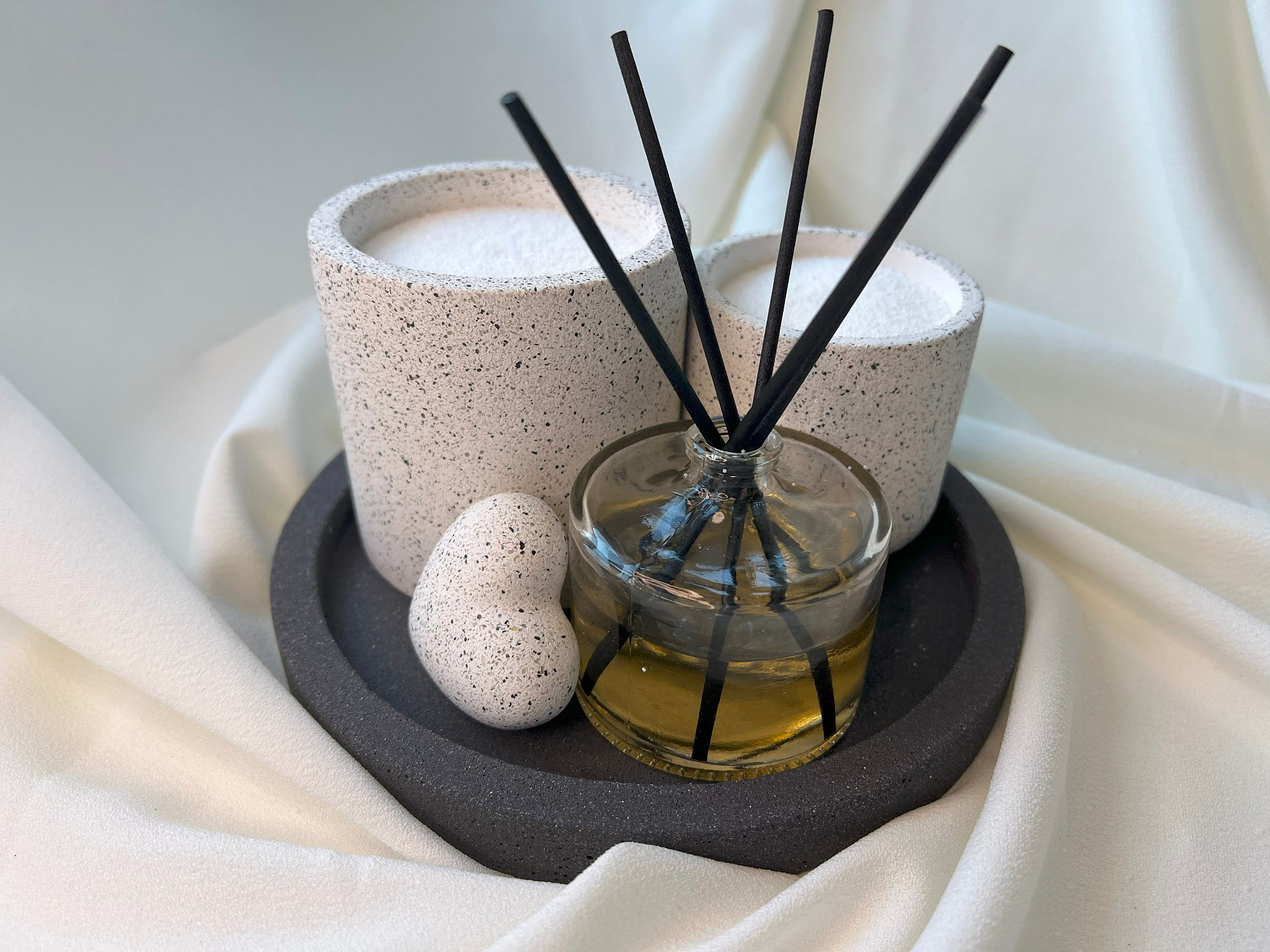 מארז דגם מאי