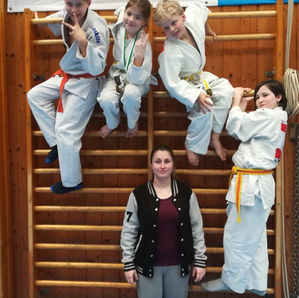 Jana holt Gold in Bruck