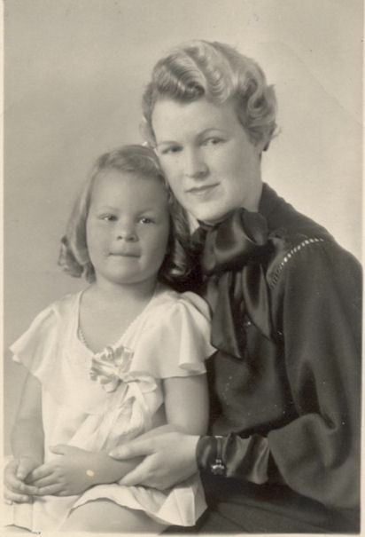 Mother & Daughter