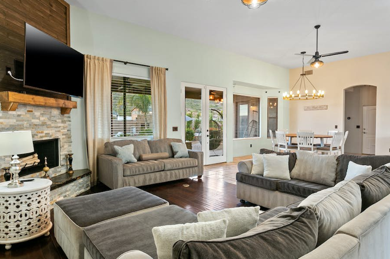 Livingroom .png