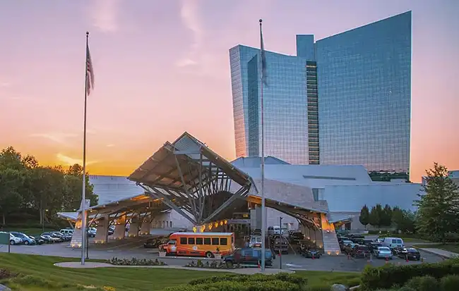location-650X413-02-mohegan.webp