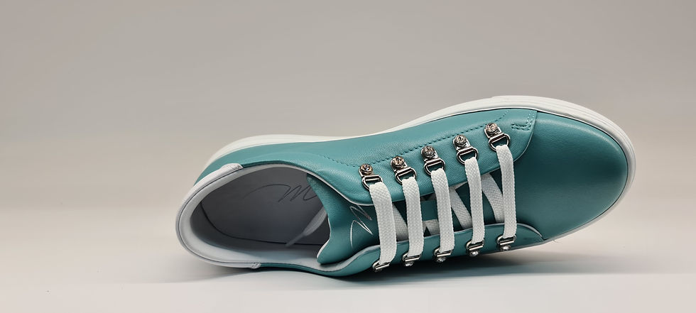 Miniatura: Sneaker acqua di mare con Swarovski su naselli