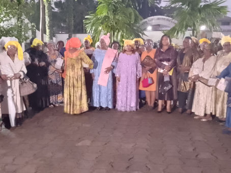 La Reine Clarisse Douala Bell plaide pour les droits de la veuve