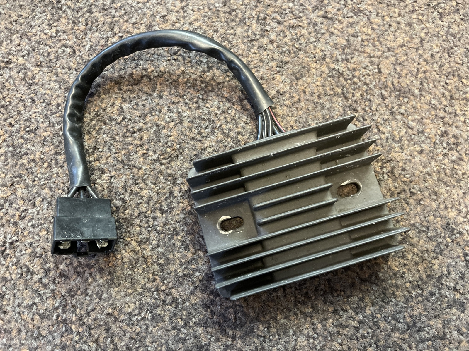 Triumph Bonneville Regulator Rectifier SH811CB