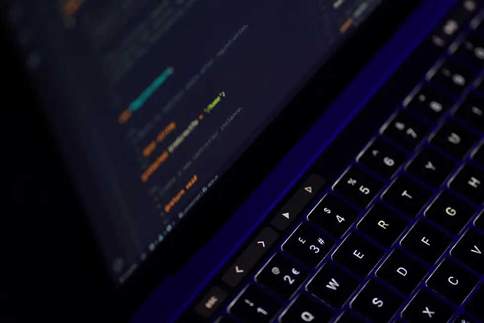 Choosing Between Lifetime Licenses and Subscription-Based Office Software