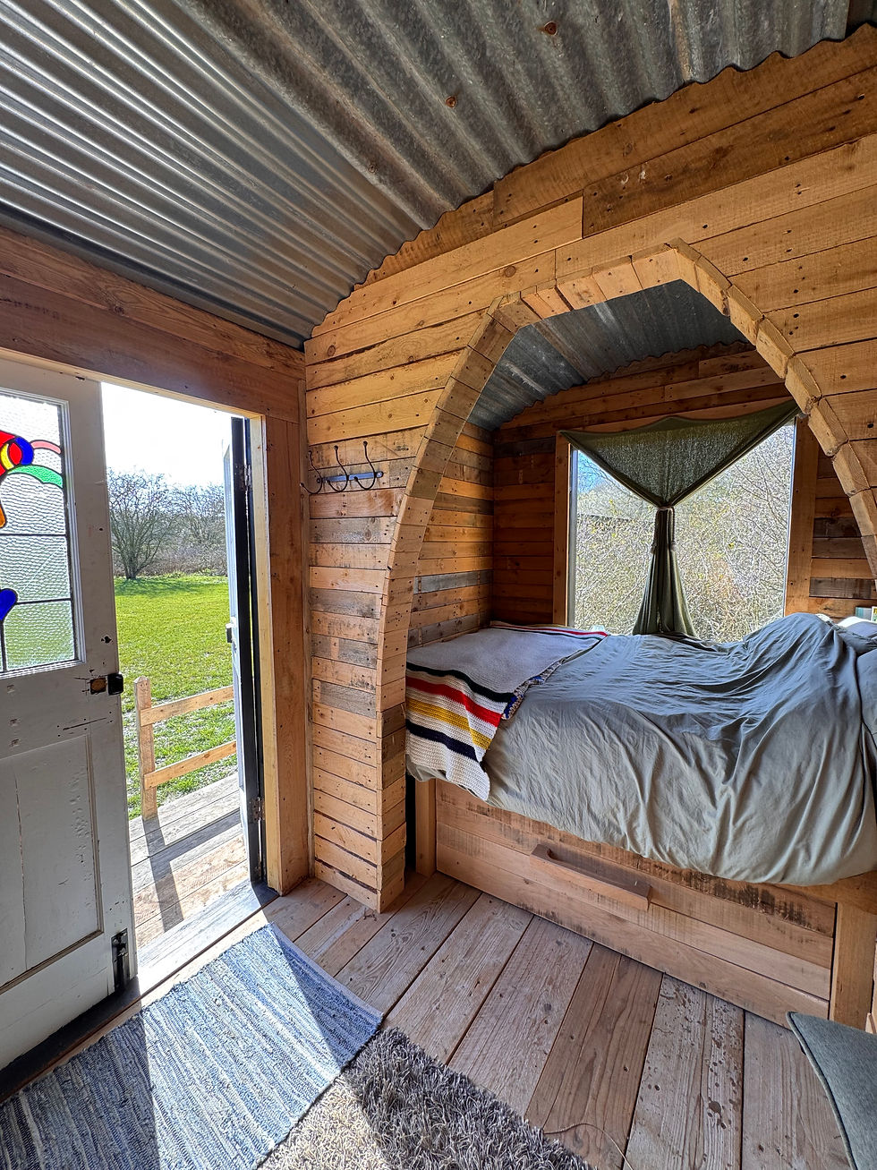 Saltmarsh Shepherd Hut - Essex