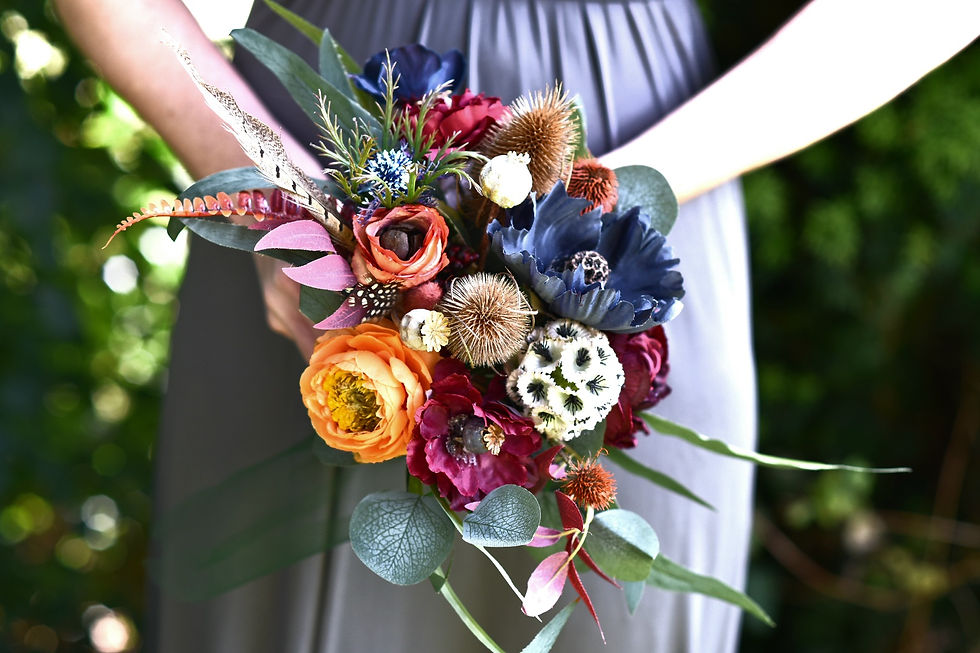 Thumbnail: Woodland Forage Bridesmaid Bouquet