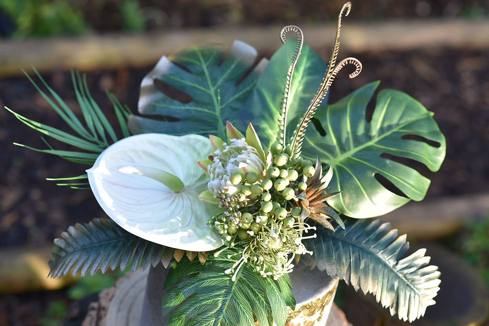 Miniature : Tropical Cake Topper/Flowers