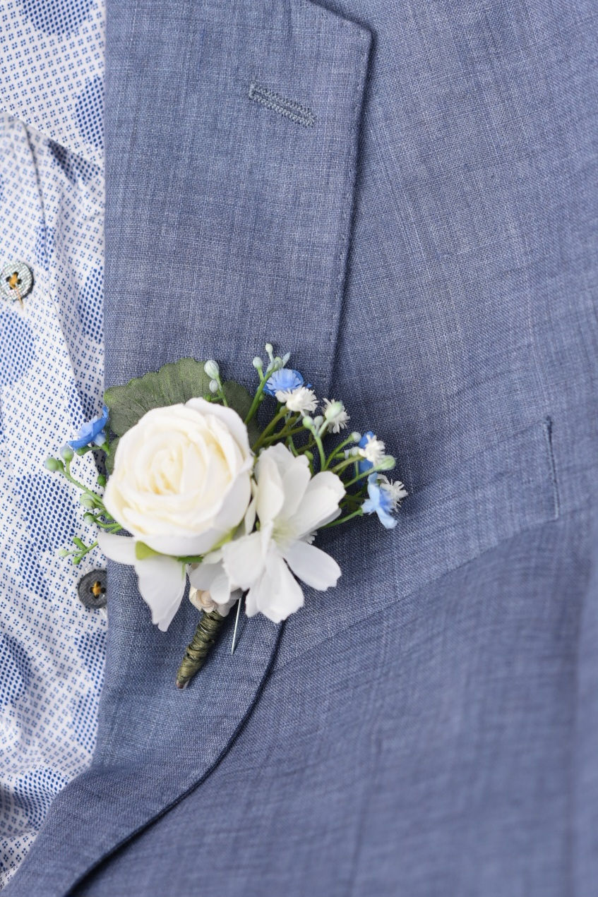 Miniatura: Ivory & Dusty Blue Single or Set of x4 Buttonholes