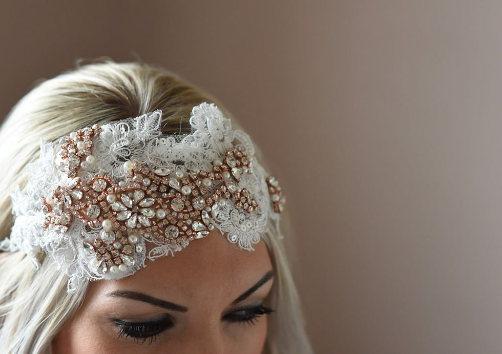 Miniatúra: White and Rose Gold Embroidered Lace Encrusted Vintage Headband